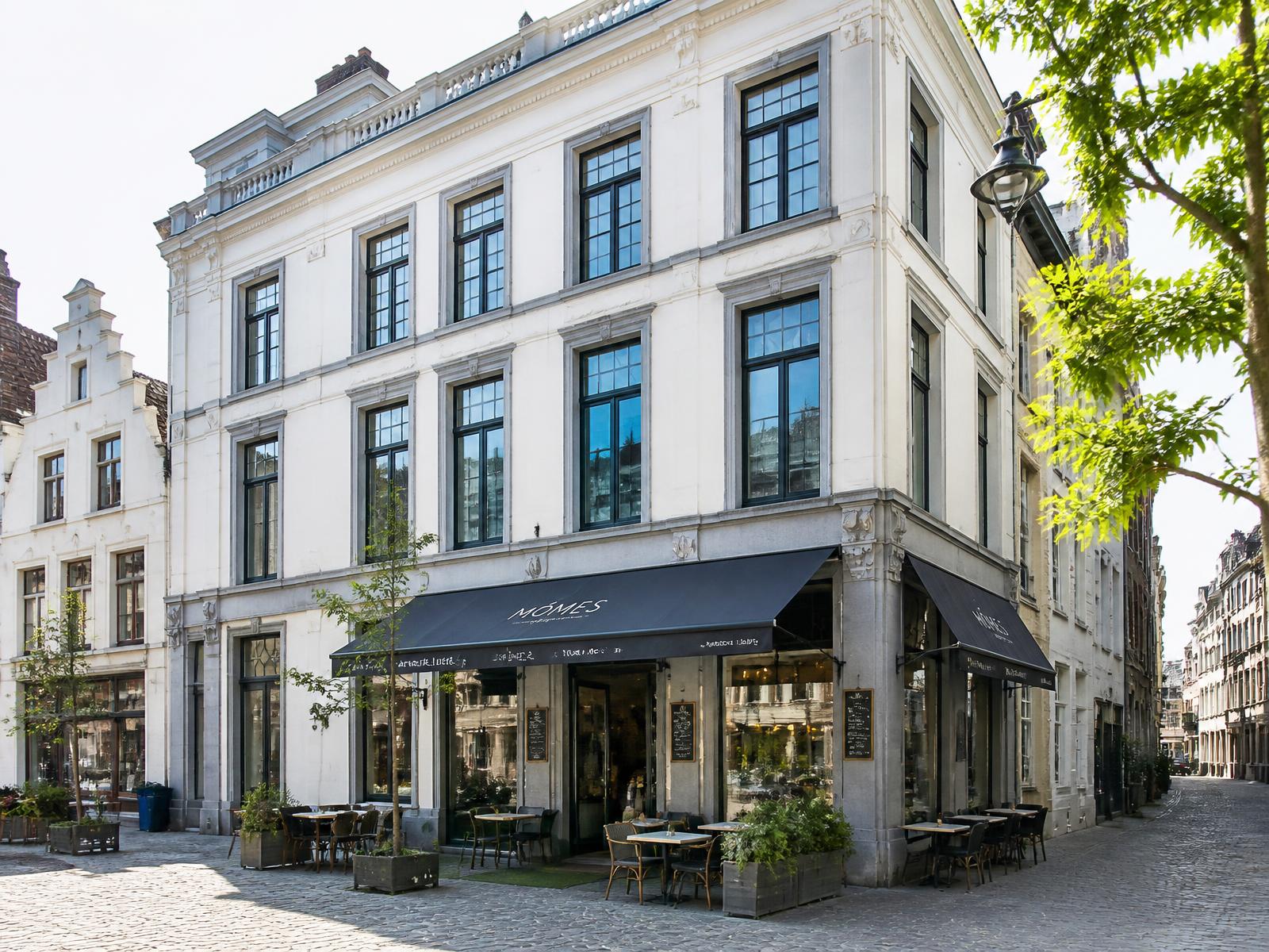 Falconplein 16 in Antwerp